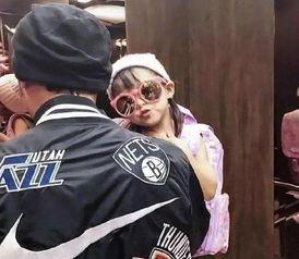 周杰伦小周周最新照片,周杰伦甜蜜晒照引网友热议